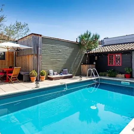 בית נופש Oasis De Maritime Avec Piscine - Tres Jolie Maison De En Pierre Avec Piscine בורדו